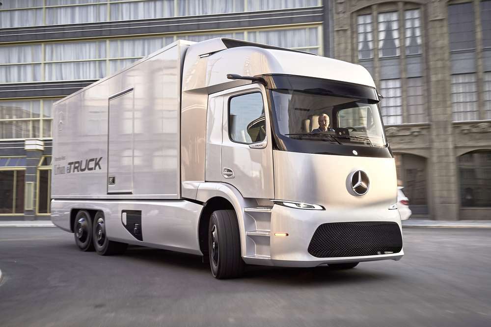 mercedes-benz urban etruck