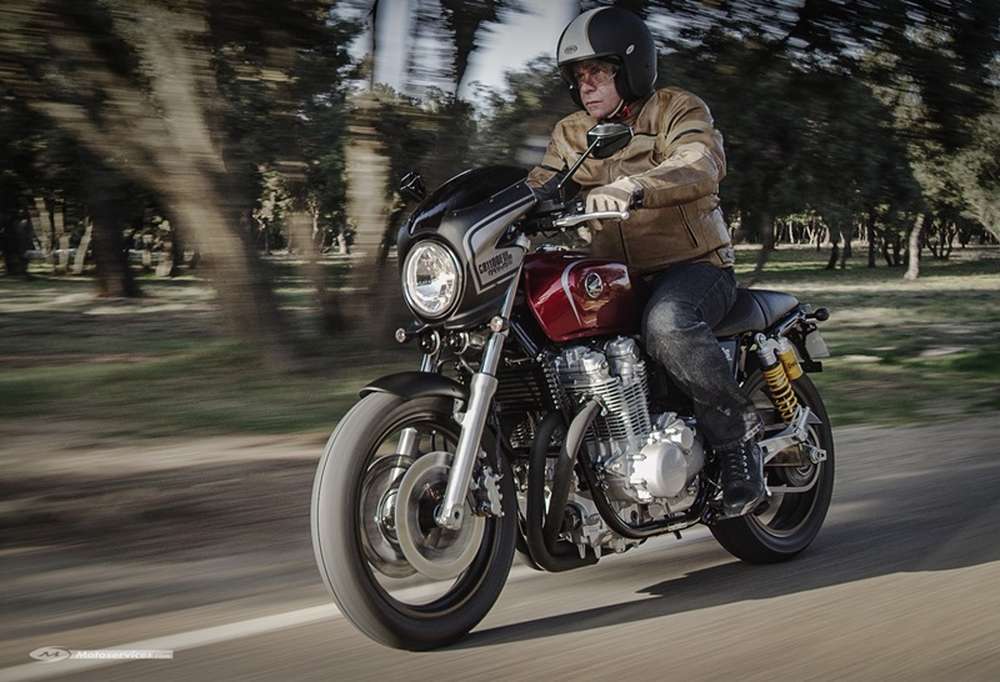 Нейкед Honda CB1100 от Bad Seeds