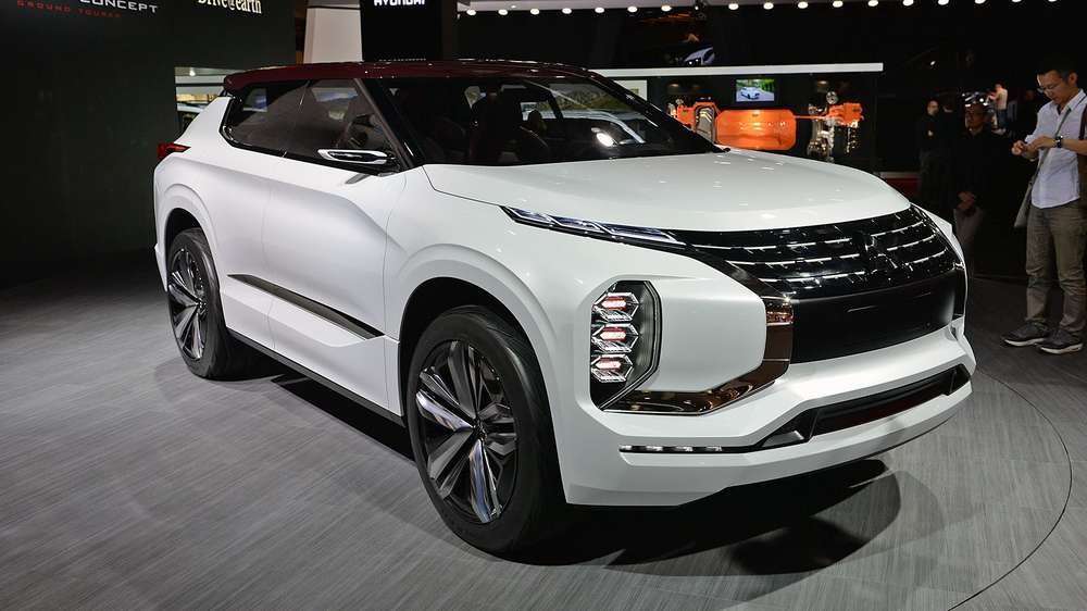 Раскрыты технические подробности концепта Mitsubishi GT-PHEV