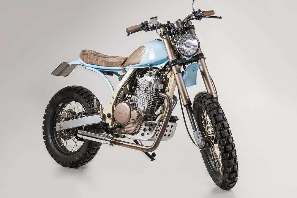 Matteucci Garage: кастом Honda NX650 Strato