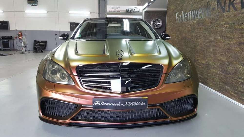 Mercedes Benz хамелеон