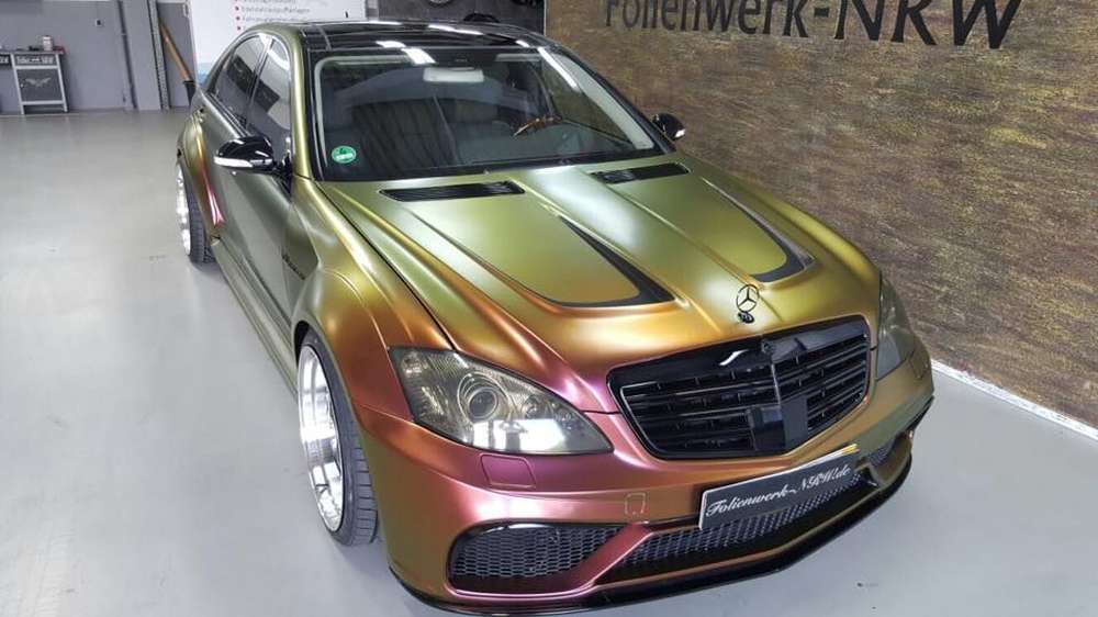 Mercedes Benz хамелеон