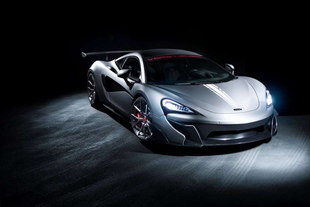 Тюнеры Vorsteiner подготовили стайлинг-кит для суперкара McLaren 570S