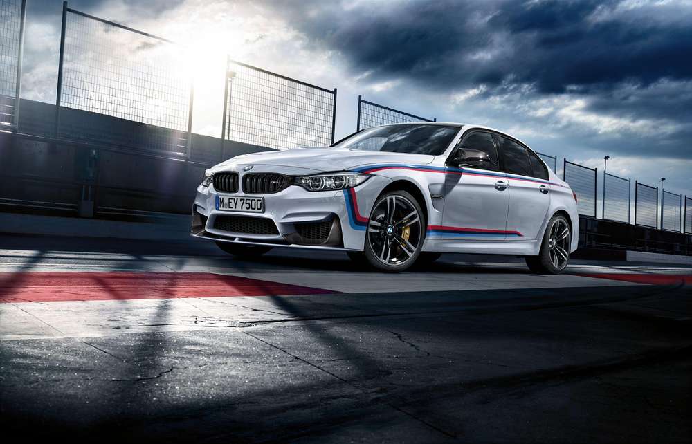 Седан BMW M3 получил карбоновый спойлер в стиле DTM