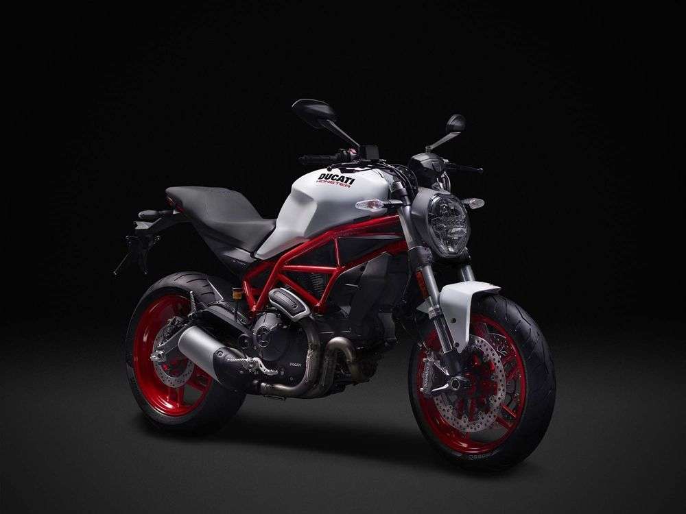 Нейкед Ducati Monster 797