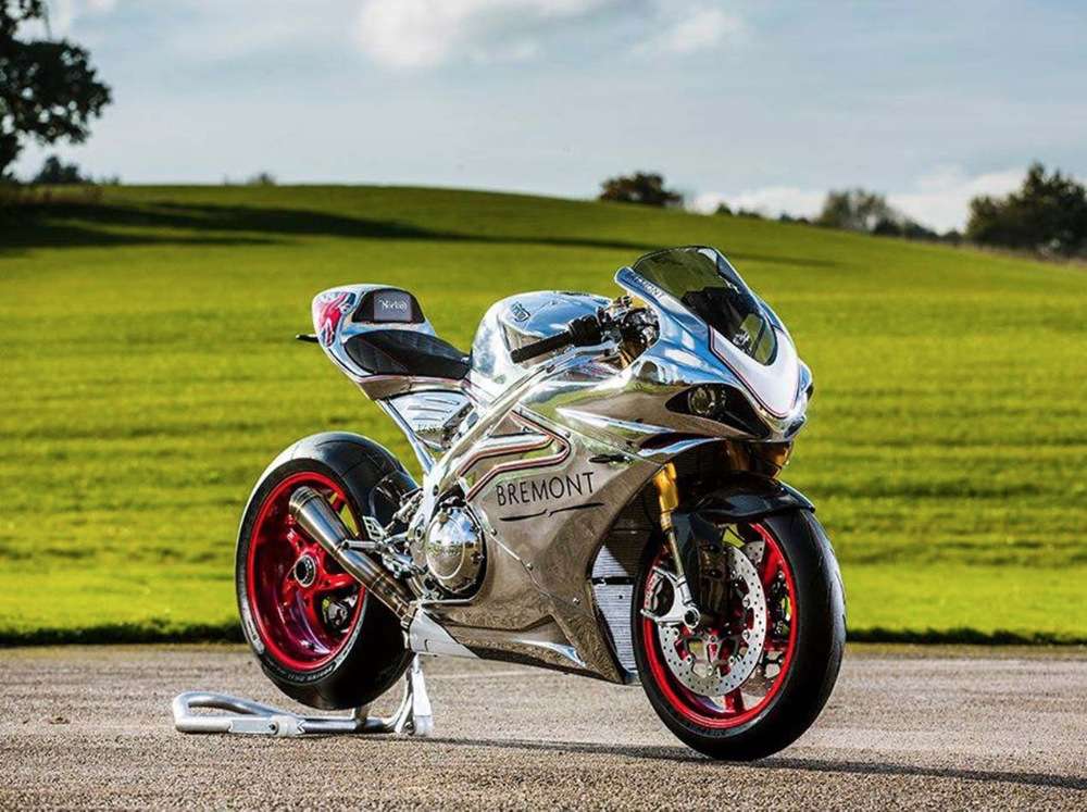 Новый супербайк Norton V4 RR