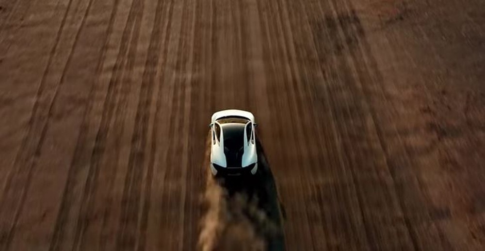McLaren Sport Series и солнце