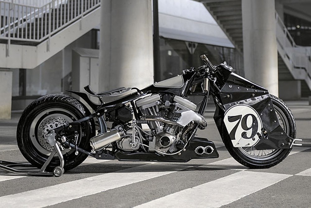 Beautiful Machines: боббер Harley Davidson Softail Monster