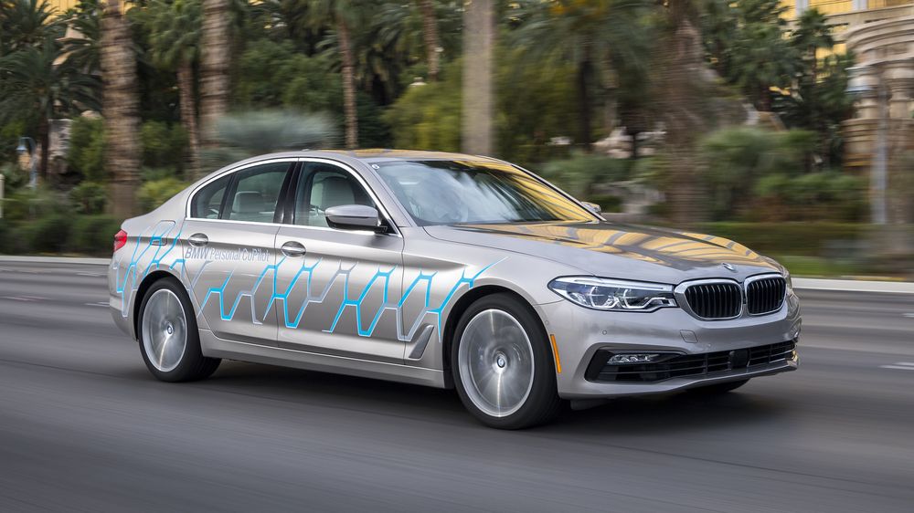 У нового BMW 5-Series появилась полноценная система автономного управления