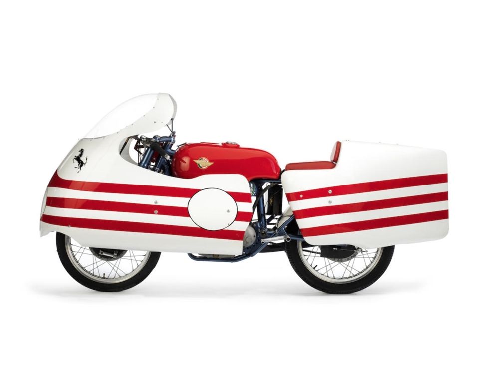 Trialbero Racer - первый десмодромный Ducati