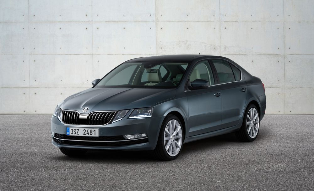 Skoda Octavia обновилась и прибавила в цене