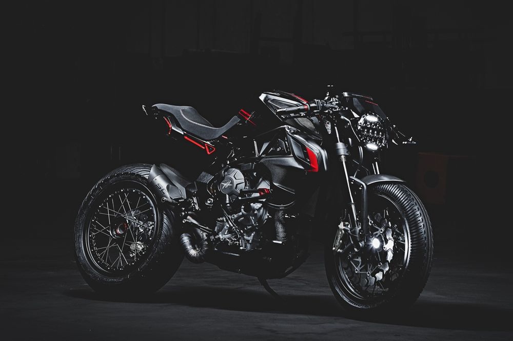 Мотоцикл MV Agusta Dragster Blackout