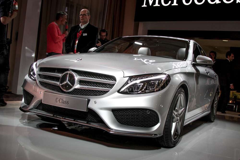 Mercedes новый цена. Mercedes Benz c class 2023. Мерседес, новый выпуск Mercedes Benz.. Мерседес новый выпуск с class. Последняя модель Мерседес Мерседес Бенц.