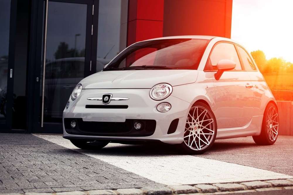 В Pogea Racing модифицировали Fiat 500 Abarth