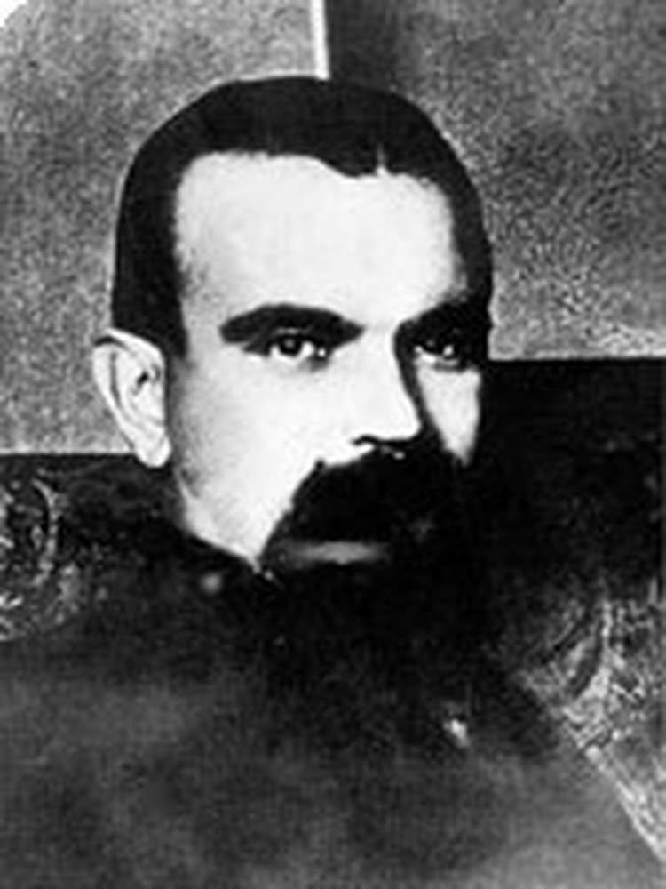 Дмитрий Бондарев