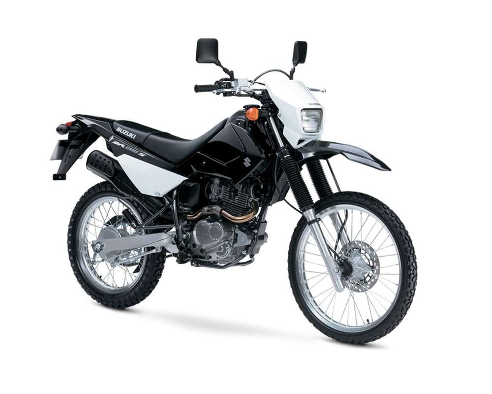 Suzuki показал новую модель DR200S 2015