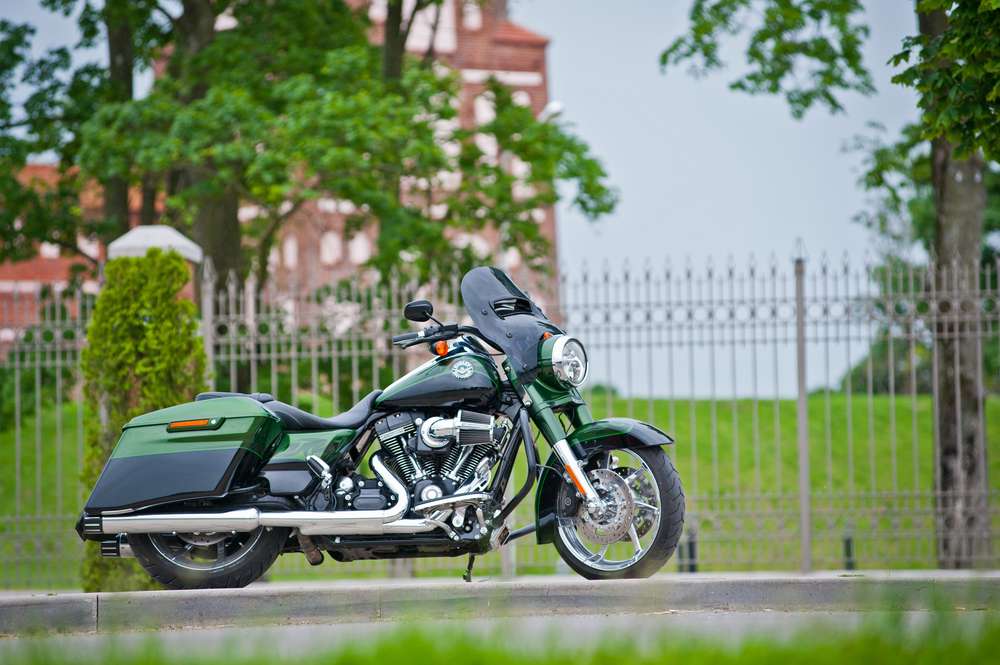 Harley Davidson Road King CVO