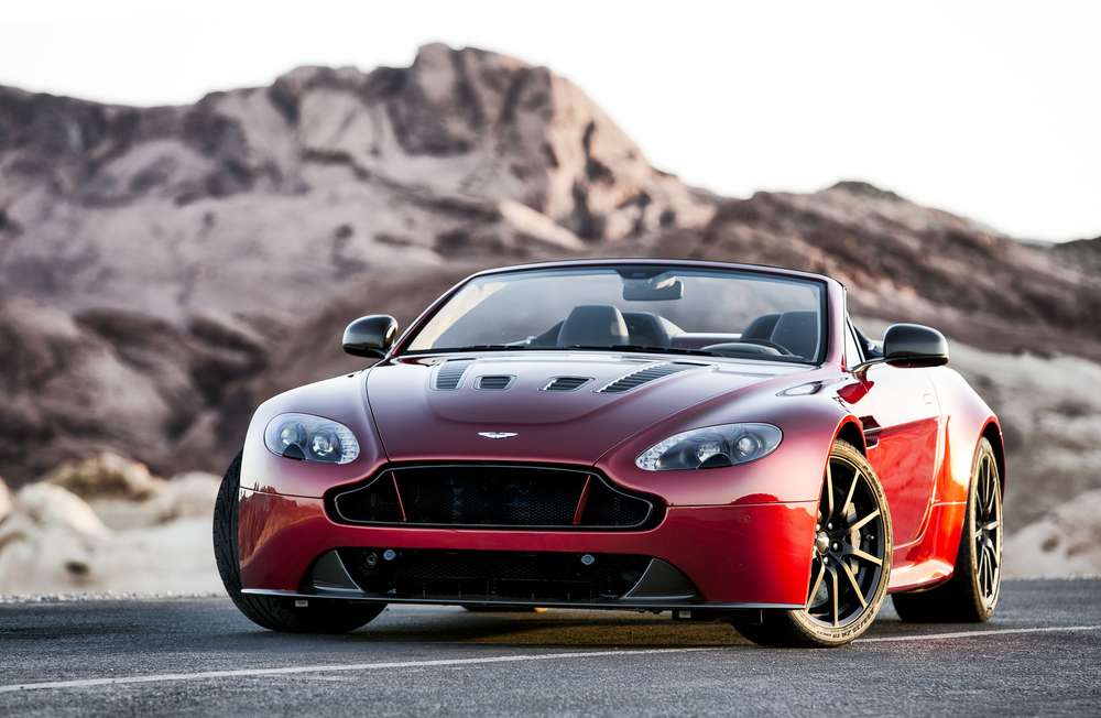 Aston Martin показал самую мощную модель родстера за всю свою историю
