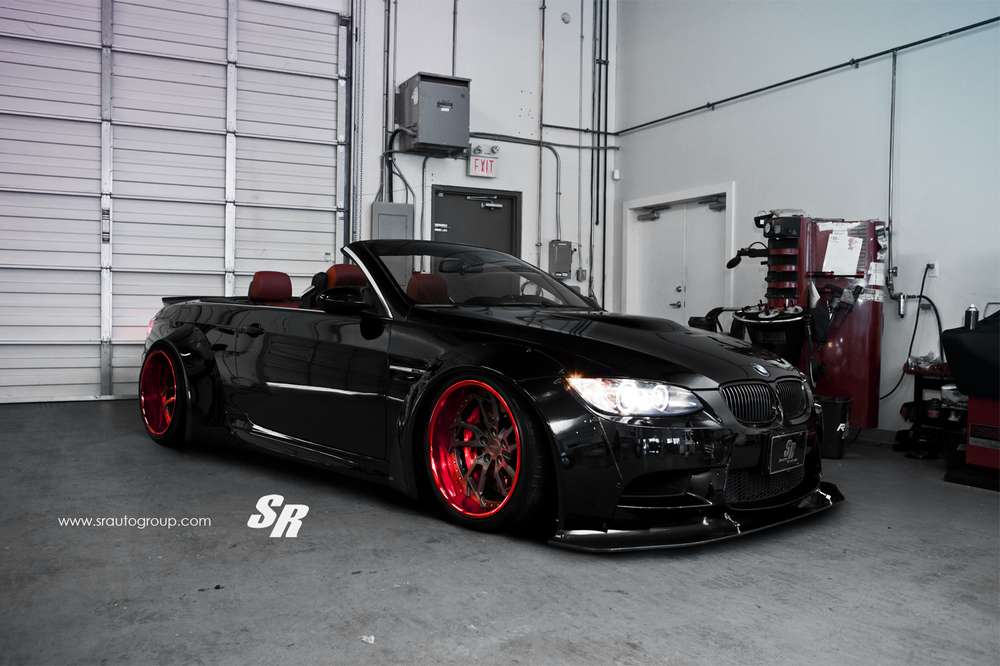 SR Auto Group оснастили обвесом Liberty Walk BMW M3 Convertible