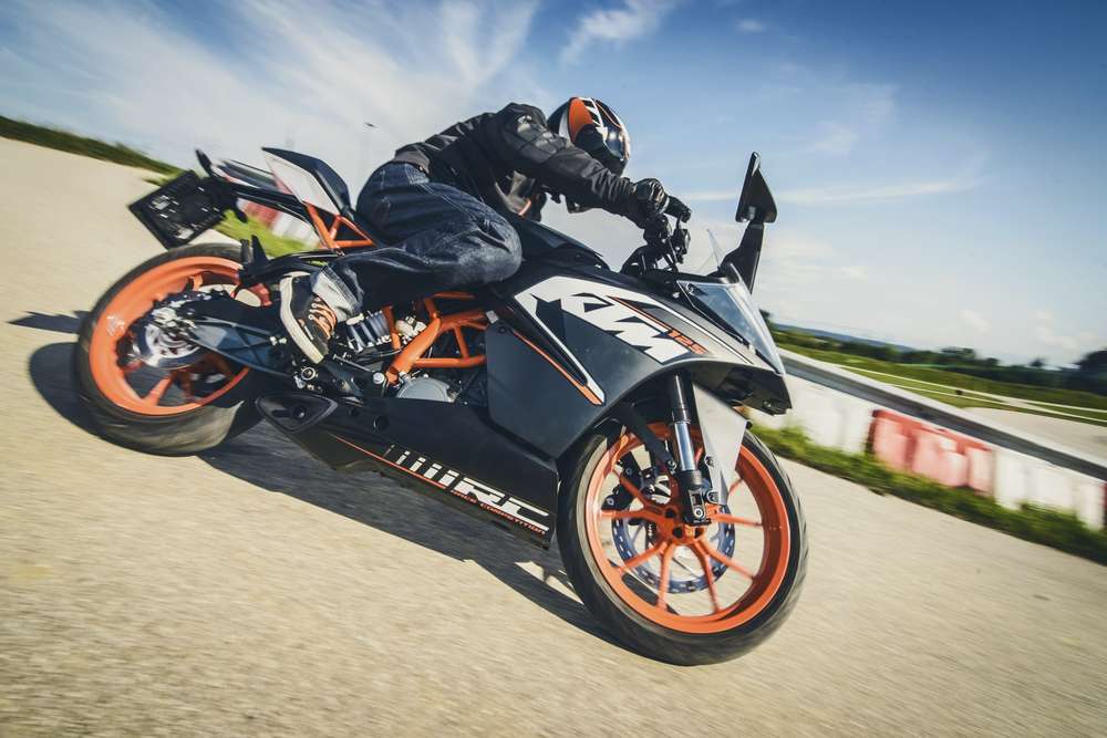 KTM RC125 2015 в фотографиях