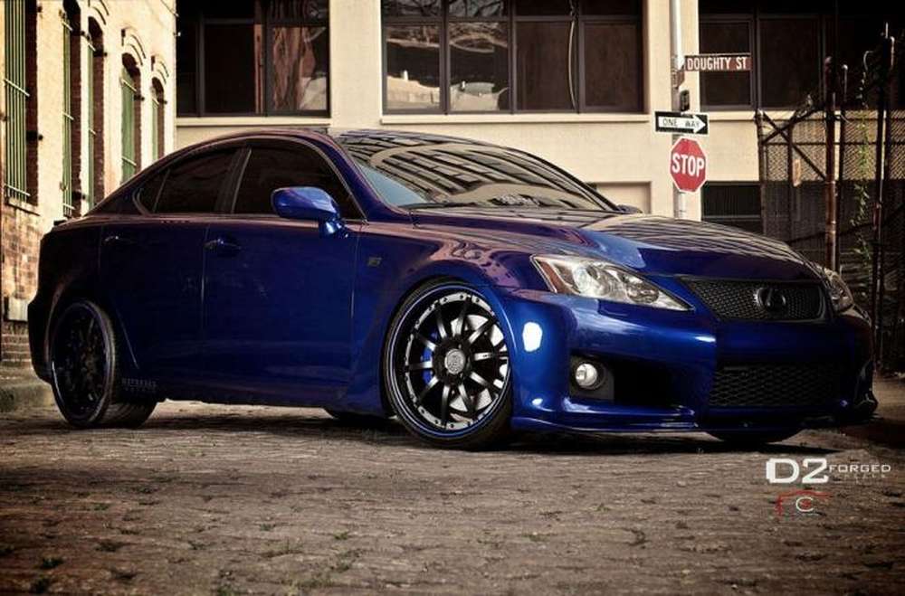 Lexus IS F «встал» на диски D2Forged