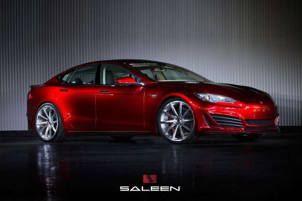 Электромобиль Tesla Model S стал основой для проекта FourSixteen