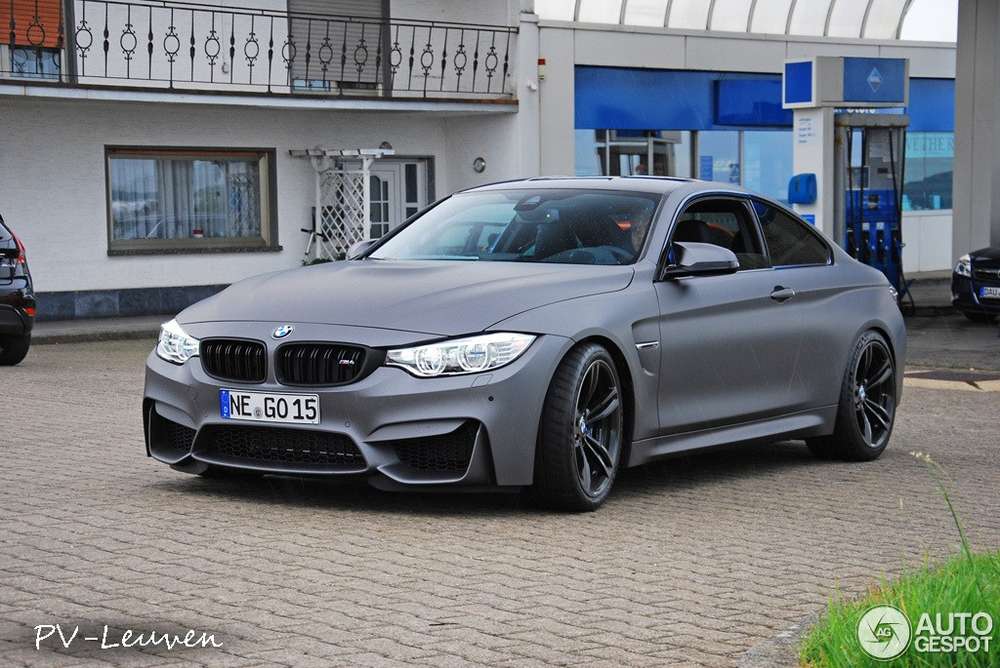 BMW Individual показало индивидуализированный автомобиль BMW M4