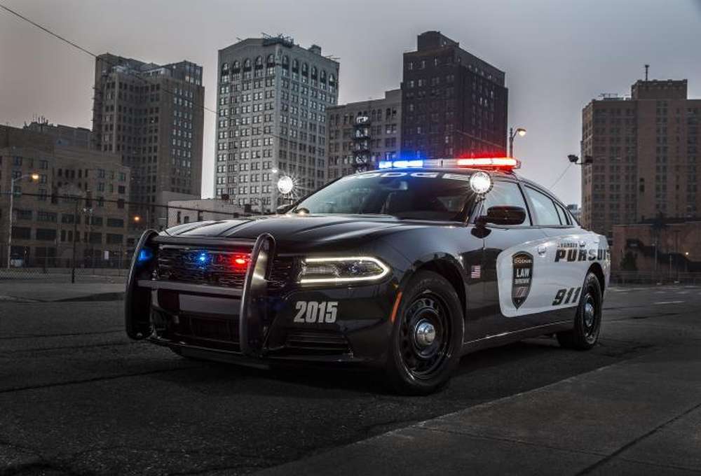 Dodge показал обновленный полицейский седан Charger