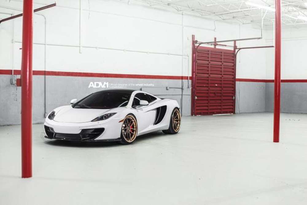 McLaren MP4-12C подвергся тюнингу от команды Fabspeed
