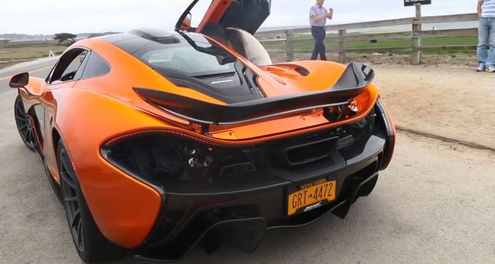 McLaren P1 против девушки: неподдающееся авто