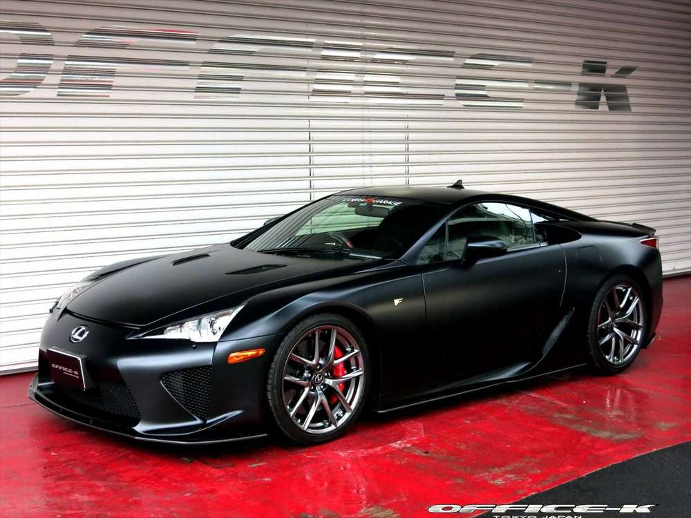 Office-K показал тюнингованный Lexus LF-A