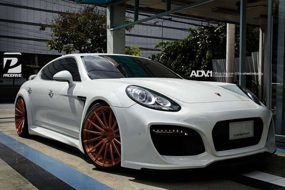 В ProDrive оснастили Porsche Panamera обвесом TechArt Grand GT