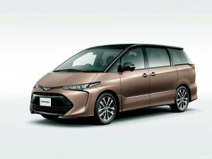 Toyota представила модернизированную Estima/Previa