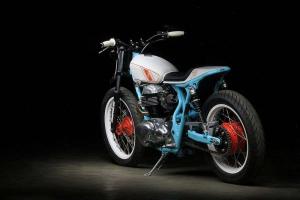 1999 Kawasaki W650 Tracker