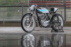 2016 Yamaha SR400 by Fred Krugger Bertrand