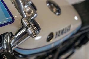 2016 Yamaha SR400 by Fred Krugger Bertrand