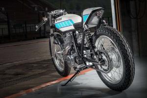 2016 Yamaha SR400 by Fred Krugger Bertrand