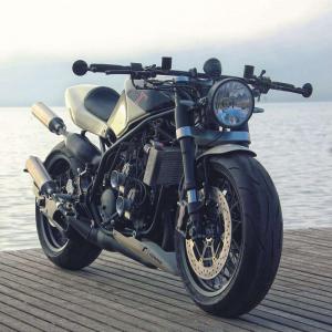 2016 Suzuki RG400 Gamma by Lazareth