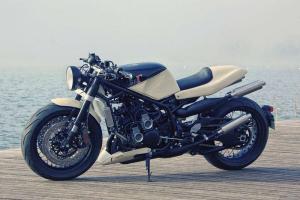 2016 Suzuki RG400 Gamma by Lazareth