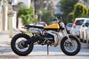 2016 Yamaha RD350 by Moto Exotica