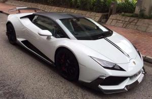 DMC Lamborghini Huracan в эксклюзивном цветовом оформлении от Impressive Wrap
