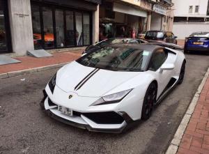 2016 Lamborghini Huracan by DMC and Impressive Wrap