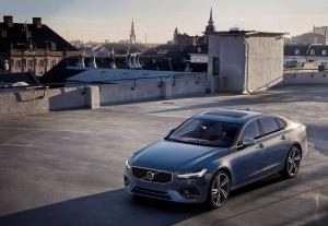 2016 Volvo S90 T6 R-Design