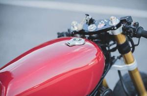 2016 Yamaha XV750 by Peters Dog Cycles