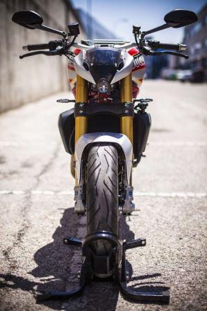 2015 Ducati Monster 1200 Siluro by XTR Pepo