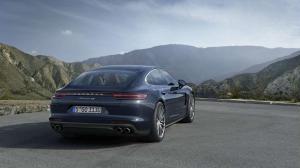2016 Porsche Panamera 4S