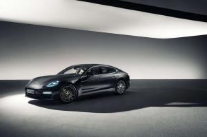 2016 Porsche Panamera Turbo