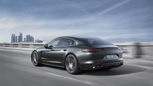 2016 Porsche Panamera Turbo