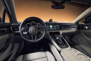 2016 Porsche Panamera Turbo