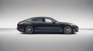 2016 Porsche Panamera Turbo